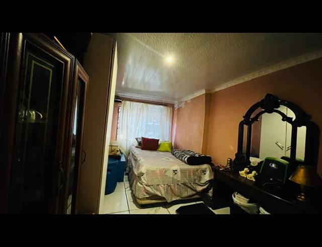 2 BEDROOM HOUSE FOR SALE IN ELDORADO PARK